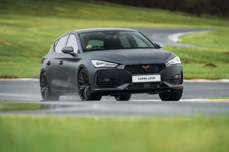 Cupra cuts price of Leon hot hatches as market shrinks