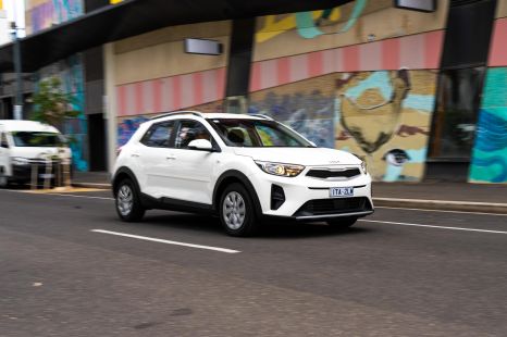 2022 Kia Stonic S manual review