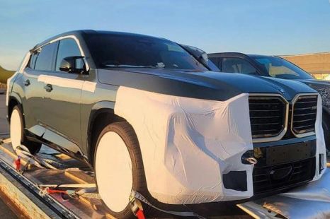 2023 BMW XM spied