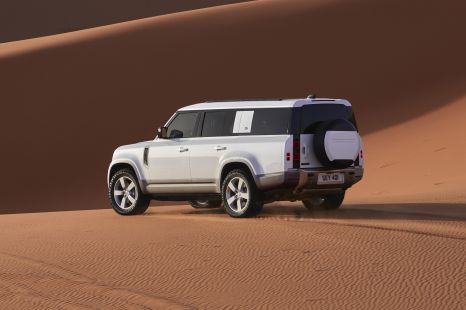 2023 Land Rover Defender 130 revealed