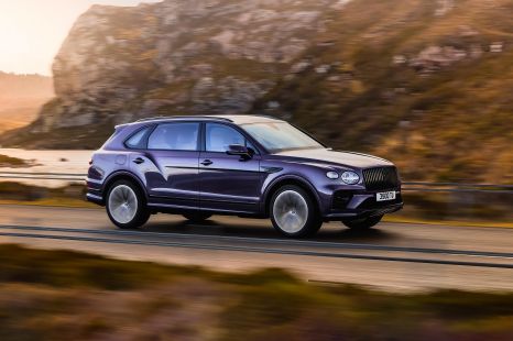 Stretched Bentley Bentayga EWB revealed