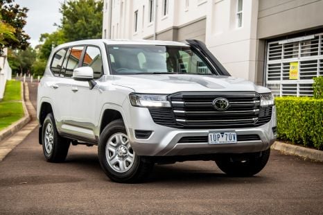 2022 Toyota LandCruiser 300 Series GX review