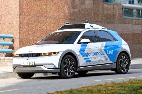 Hyundai goes autonomous, Gangnam style