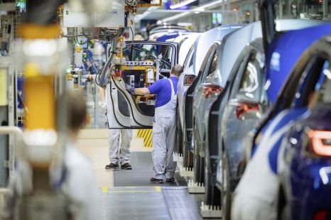 Volkswagen boosts EV production as parts supply stabilises
