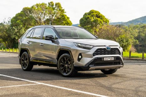 2022 Toyota RAV4 XSE Hybrid review