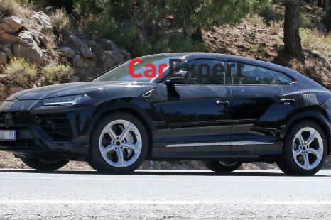 2023 Lamborghini Urus PHEV spied