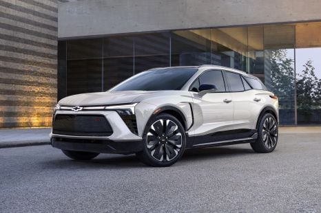 GM will use Tesla's charging plug in the USA