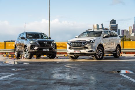 2022 Isuzu MU-X v Toyota Fortuner comparison