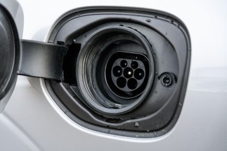 Firefighters union calls for government action on EV fire risks