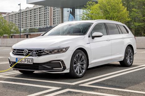 Volkswagen Passat PHEV on the cards for Australia