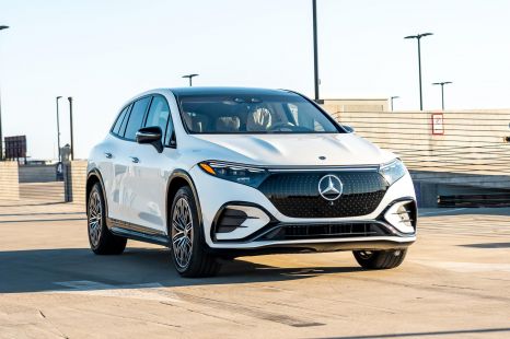 2023 Mercedes-Benz EQS SUV review