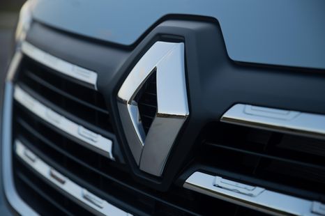 Renault in discussions to sell down Nissan stake - report