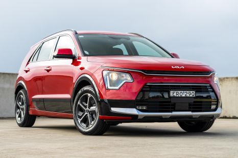 2023 Kia Niro Hybrid S review