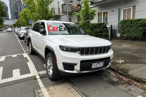 2023 Jeep Grand Cherokee two-row spied testing