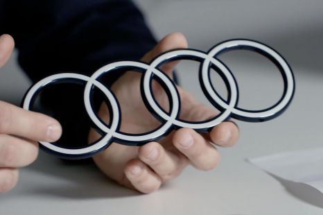 Audi drops chrome from car logos