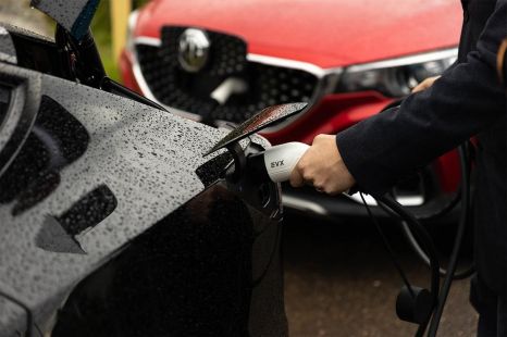 New tool helps EV, hybrid buyers work out how much they’re saving
