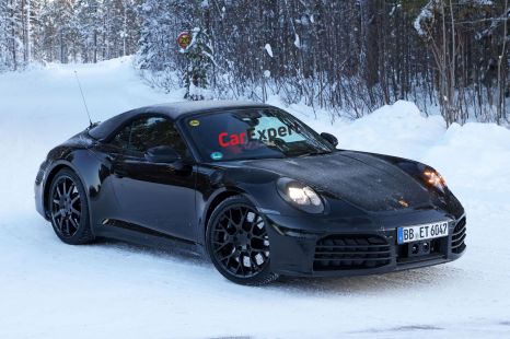 2023 Porsche 911 Carrera spied