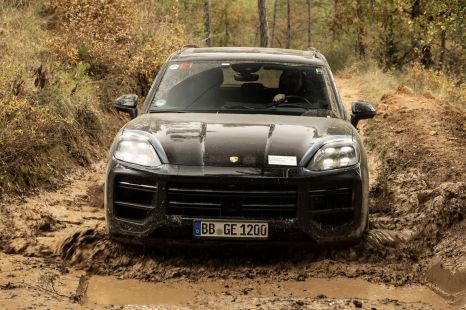 2023 Porsche Cayenne facelift teased ahead of Q2 debut