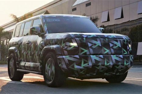 BYD teases cut-price G-Wagen rival with plug-in hybrid, electric power