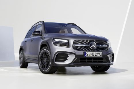 Mercedes-Benz updates its smallest three-row SUV