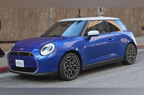 2024 Mini Cooper EV spied completely undisguised