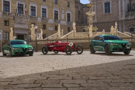 Alfa Romeo celebrates 100 years with special Giulia, Stelvio Quadrifoglio