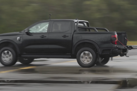 Is it legal to drive with your tailgate down?
