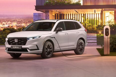 Honda CR-V plug-in hybrid unveiled in Europe