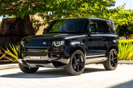 2023 Land Rover Defender 90 V8 review
