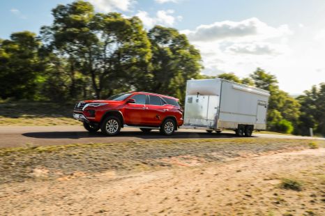 Is it legal for L platers to tow a trailer?