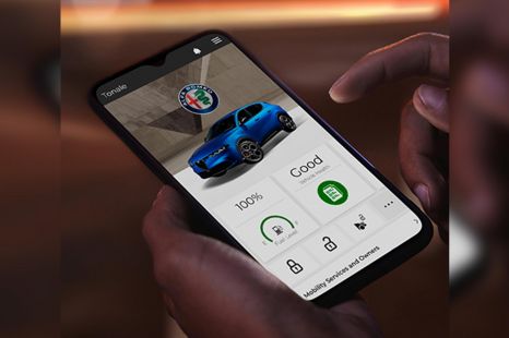 Alfa Romeo's new SUV debuts app connectivity