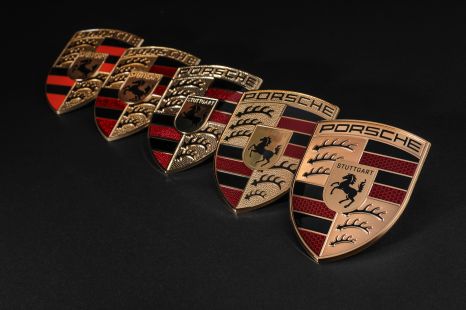 There's a new crest coming to Porsche cars this year
