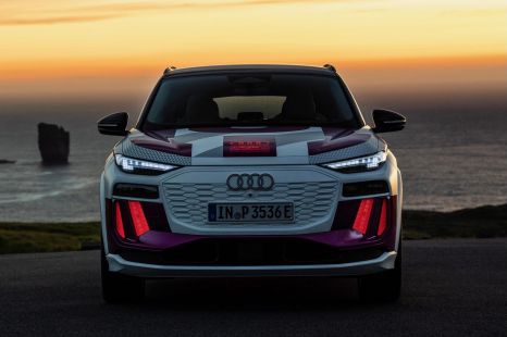 Audi's new tail lights can warn of danger