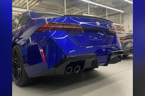 Leaked! 2024 BMW M5 shows off its racy rear end