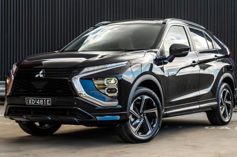 2023 Mitsubishi Eclipse Cross Plug-in Hybrid Exceed review