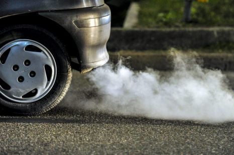 Delays put Australian fuel efficiency standards on the rocks