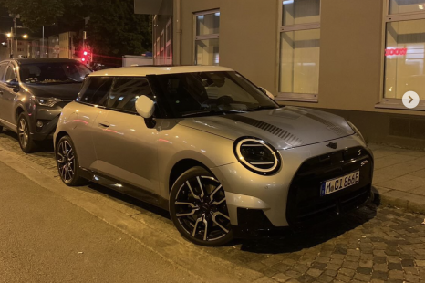 Say hello to the electric Mini Cooper JCW hot hatch