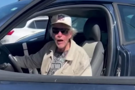 Actor Gary Busey plays Beach Boys as he flees alleged hit-and-run
