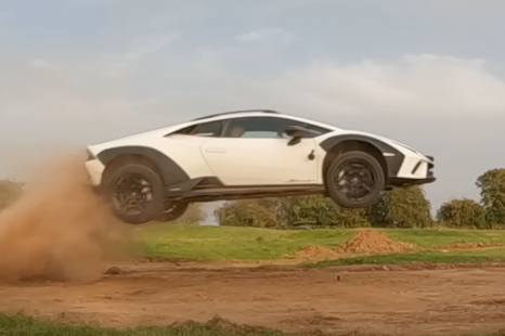Italian Dukes of Hazzard? Watch this Lamborghini Huracan fly