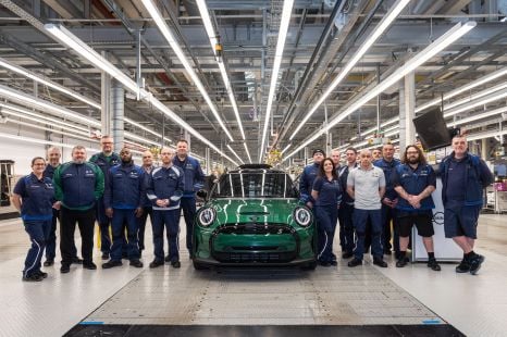 Funding secured! Mini to continue building cars in the UK