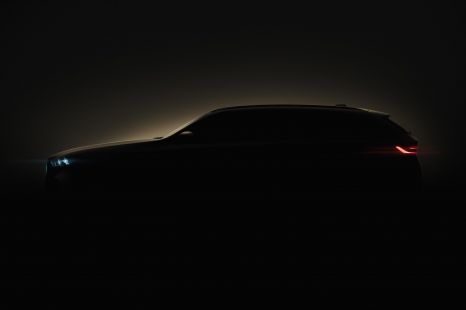 BMW locks in reveal timing for 5 Series and i5 Touring wagons
