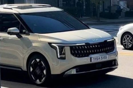 New-look Kia Carnival flaunts fresh face