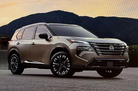 Smile! Nissan X-Trail's new look revealed already?