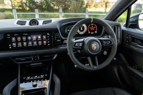 Porsche rejects struggling Volkswagen software in favour of Google