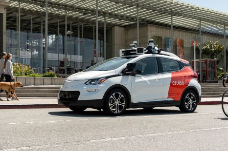 GM strikes a billion-dollar blow to autonomous driving dream