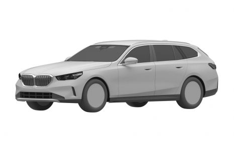 2024 BMW 5 Series Touring keeps the large wagon alive