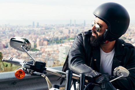 Is it illegal to wear an open-face helmet in Australia?