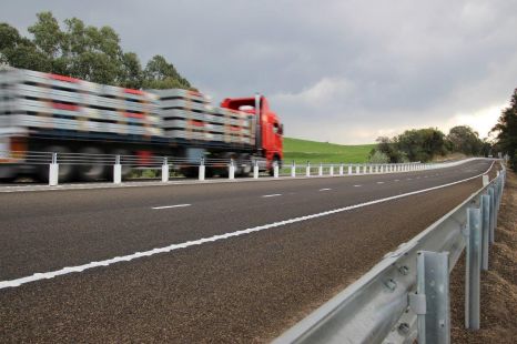 Australian state warns about sharp rise in regional road deaths