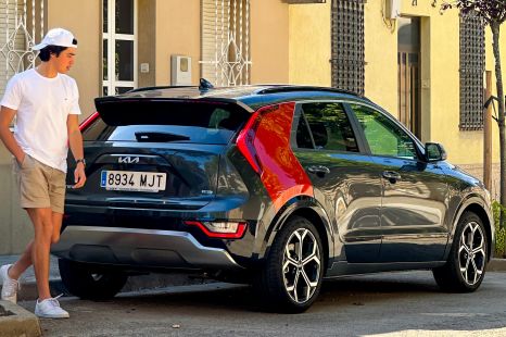 2024 Kia Niro Hybrid review: Exploring Barcelona