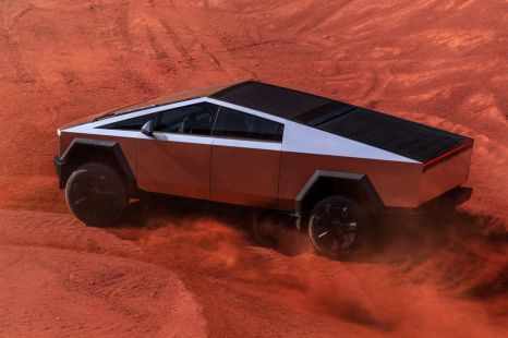 No, the Tesla Cybertruck isn’t rusting, claims lead engineer